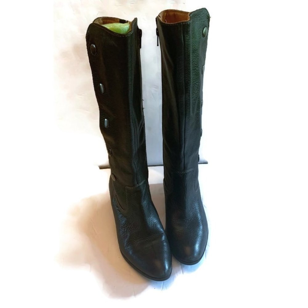 Sofft Rosie Snap Button Leather Moto Riding Boots - size 7, fits like 6 or 6.5